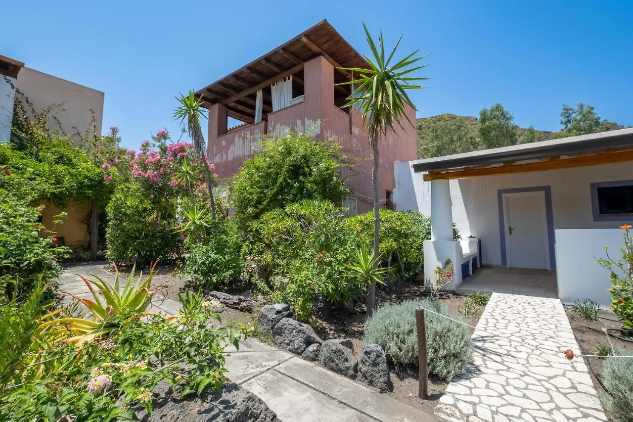 Jera D72 Vista Mare Villa Vulcano  Italy