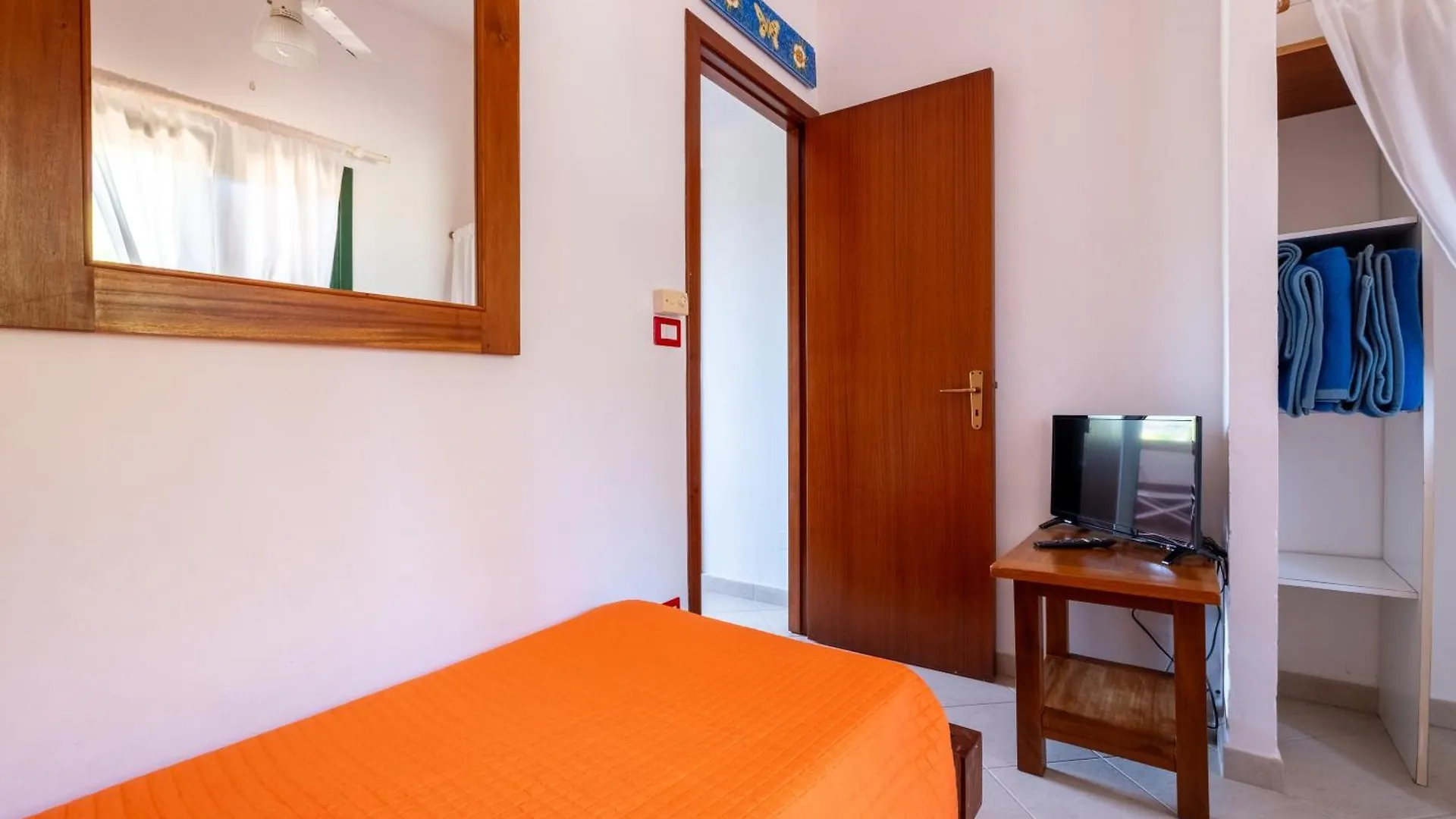 Jera D72 Vista Mare Villa Vulcano